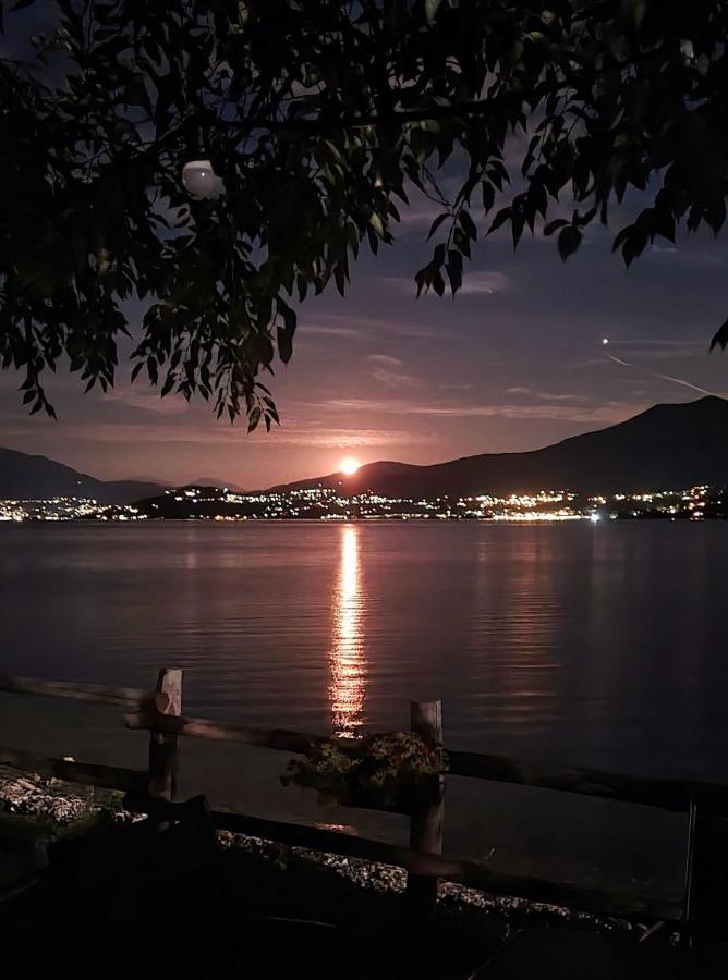 Little Suite Near Lake Verbania Dış mekan fotoğraf