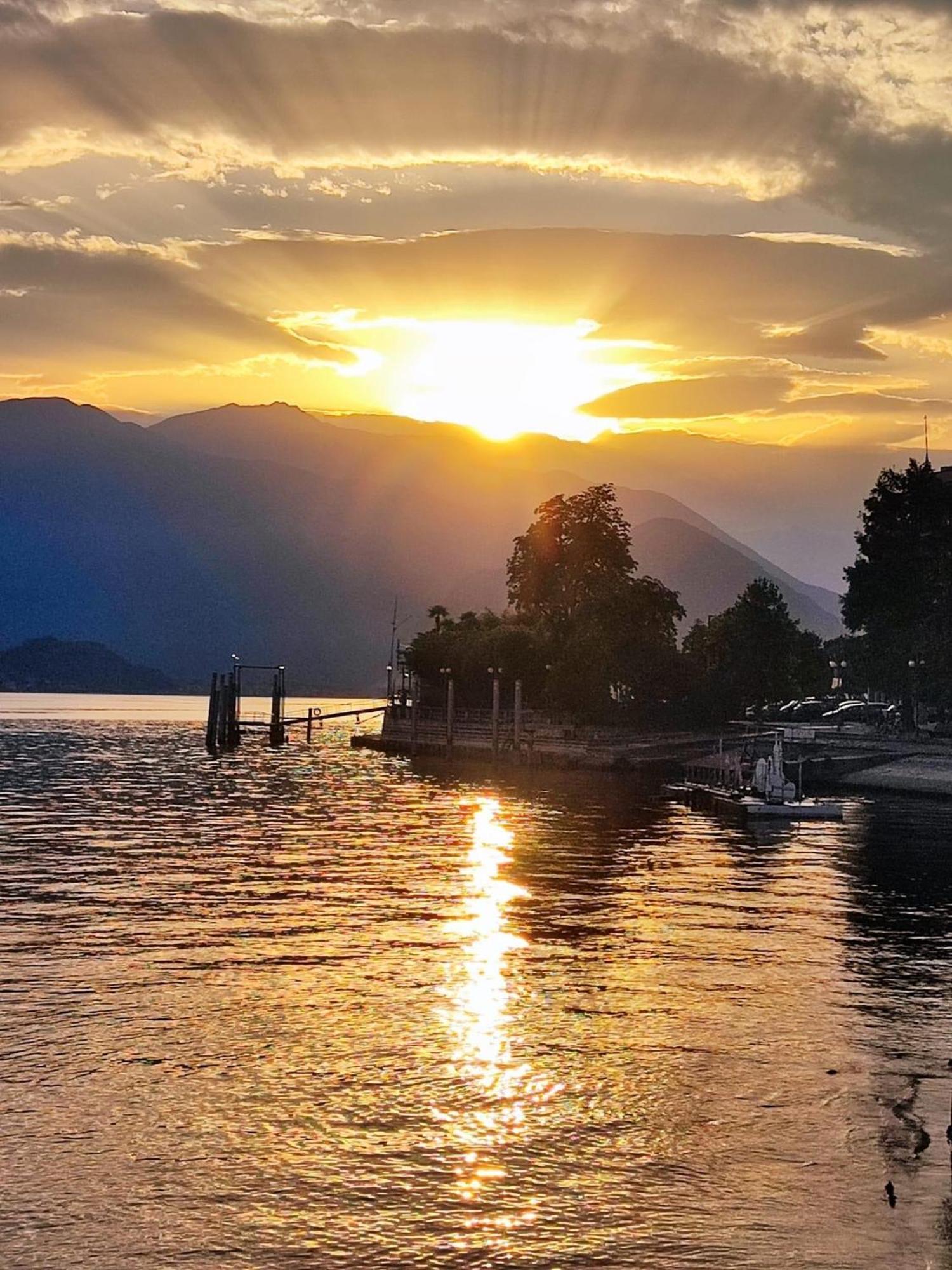 Little Suite Near Lake Verbania Dış mekan fotoğraf